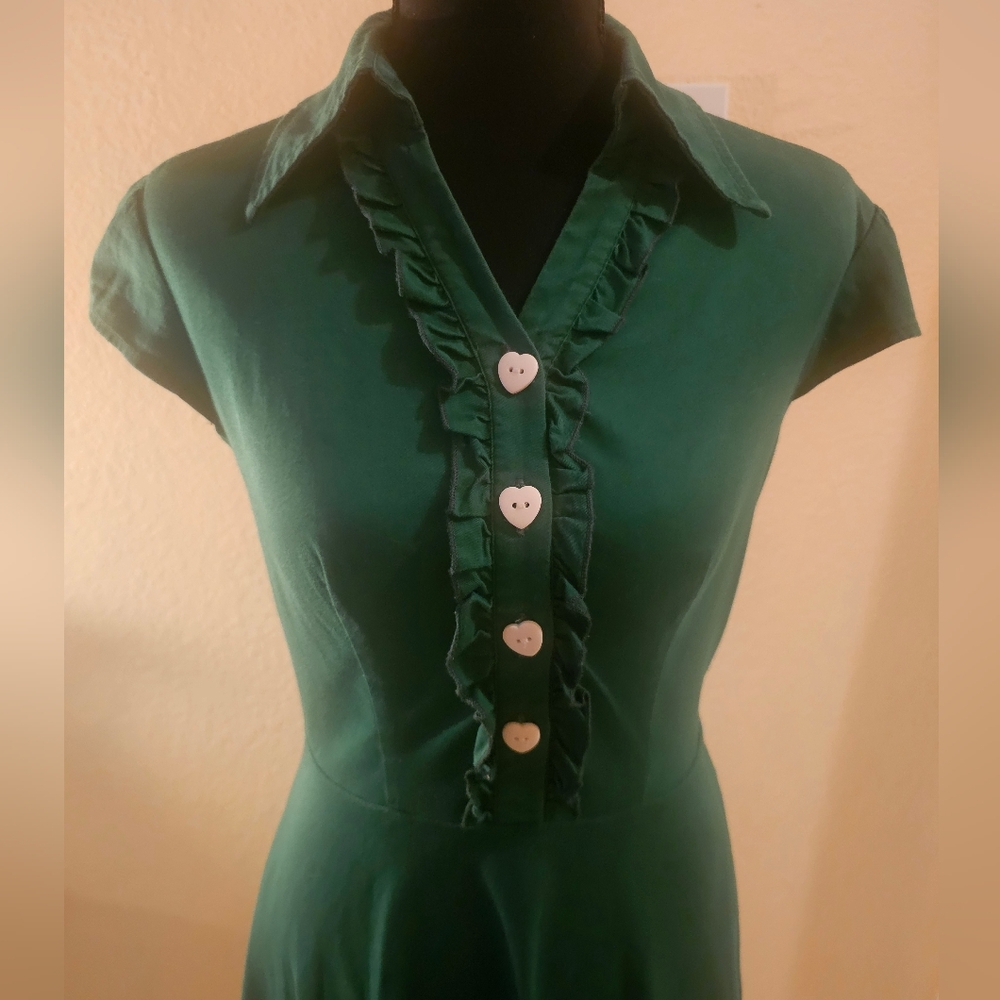 Cotton Green Ruffle Button Dress Heart Buttons - Picture 3 of 11